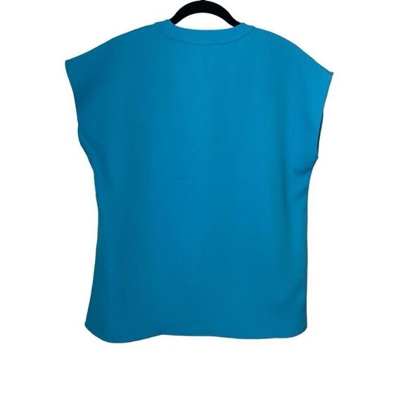 Wanna B Me Aqua cap sleeve Top Size Medium V-Neck - Picture 5 of 6